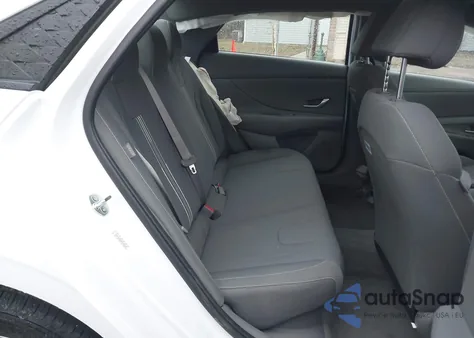 2024 Hyundai Elantra Hybrid Blue z USA, uszkodzony, nr VIN KMHLM4DJ0RU103318